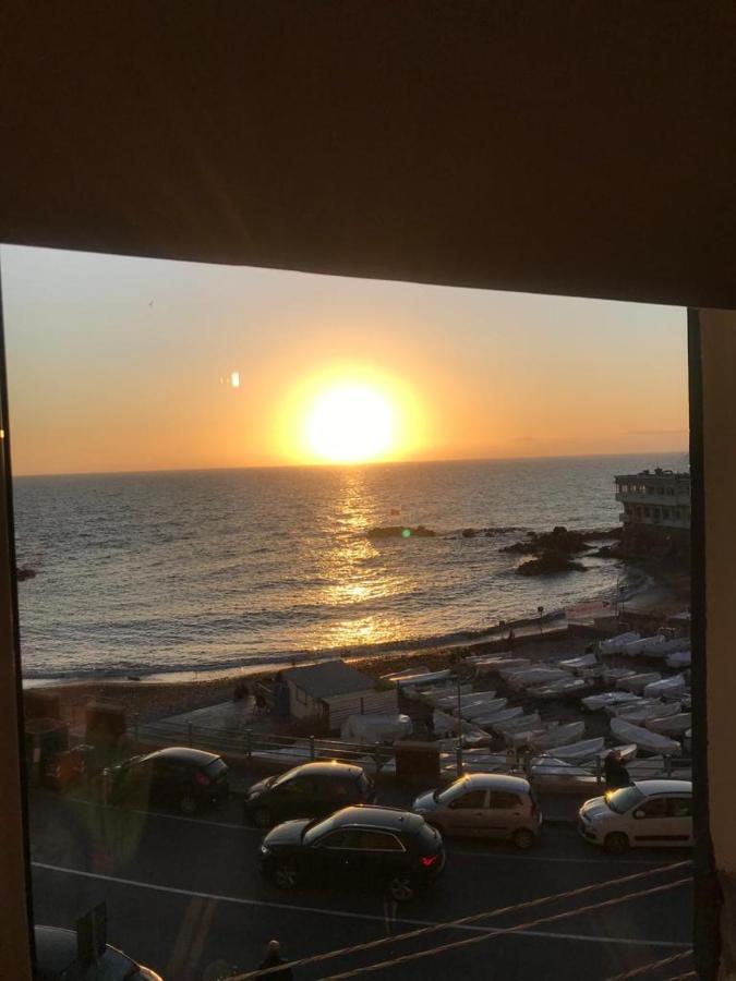 Casa Tabata Fronte Mare Lägenhet Genua Exteriör bild